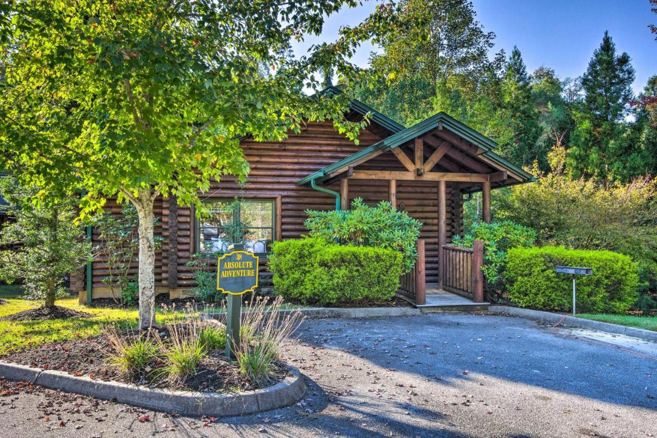 Dog Friendly, Romantic Mtn Getaway Hot Tub Pool Gatlinburg Exteriér fotografie