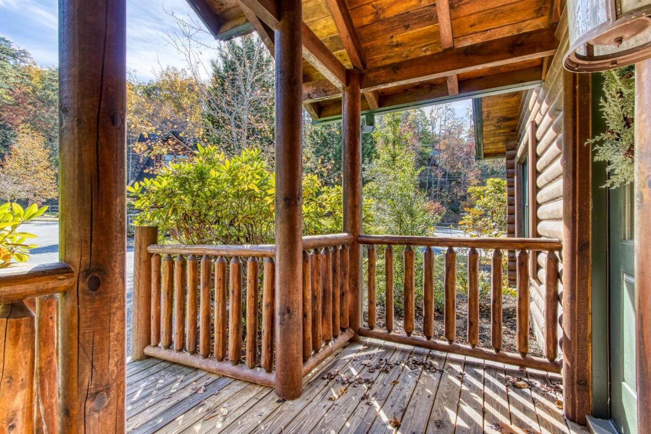 Dog Friendly, Romantic Mtn Getaway Hot Tub Pool Gatlinburg Exteriér fotografie