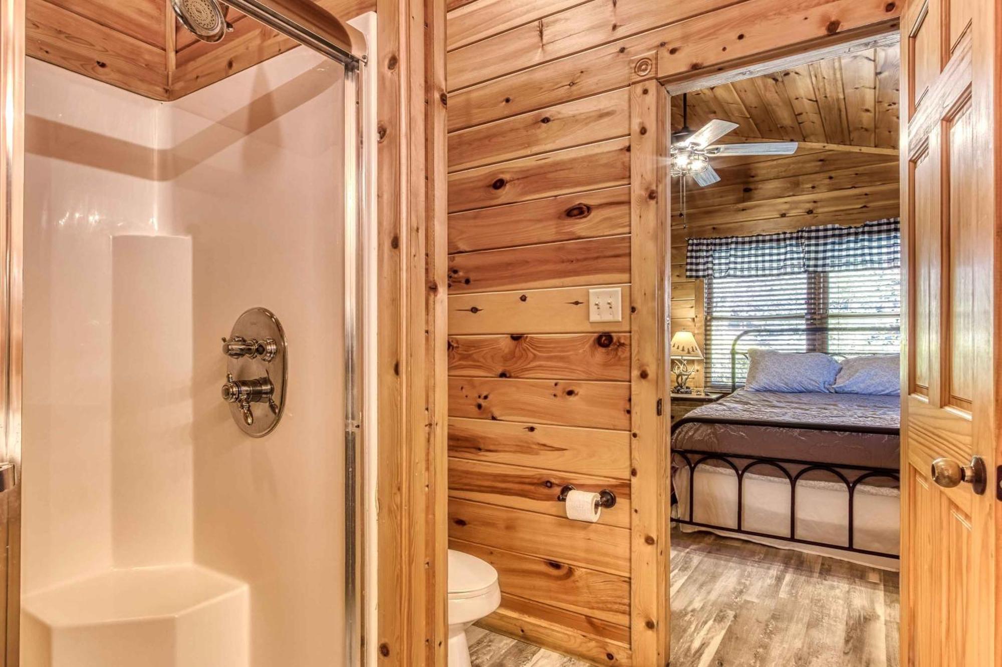 Dog Friendly, Romantic Mtn Getaway Hot Tub Pool Gatlinburg Exteriér fotografie