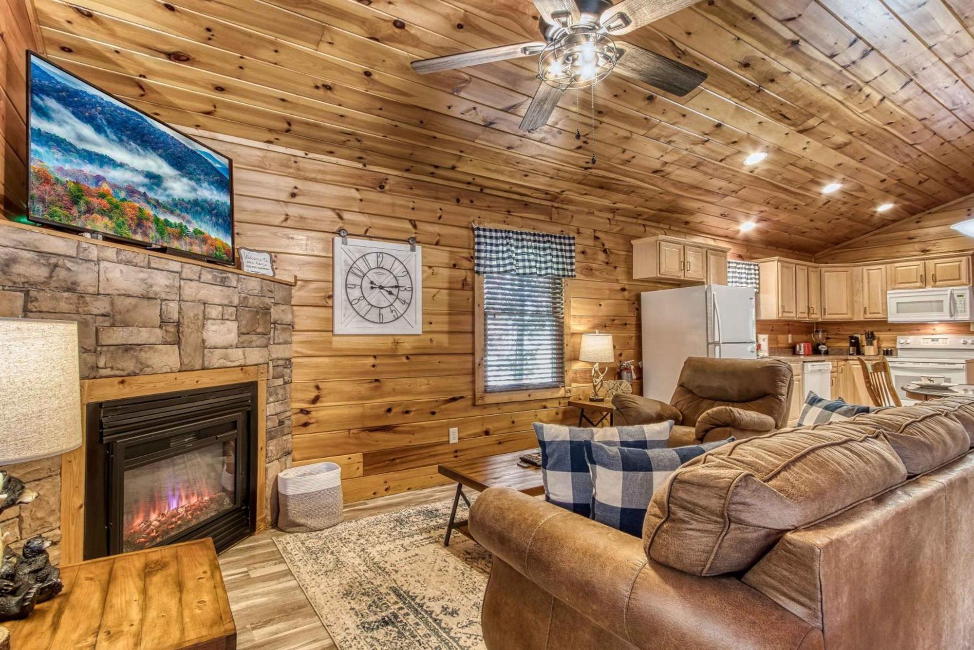 Dog Friendly, Romantic Mtn Getaway Hot Tub Pool Gatlinburg Exteriér fotografie